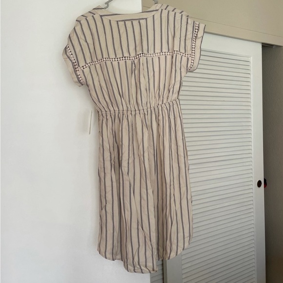 •Sweet Wanderer• Maternity Dress - Picture 9 of 10